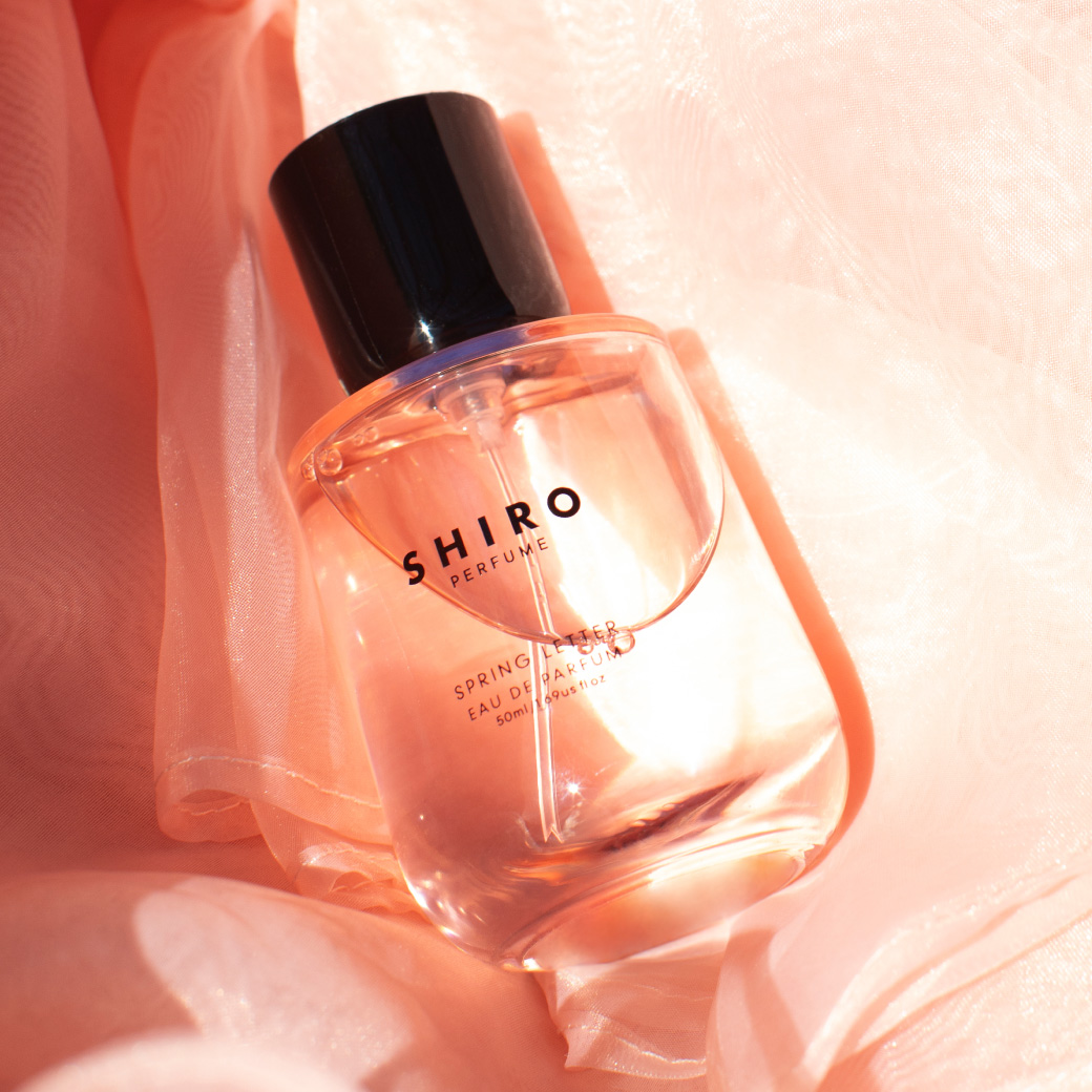 SHIRO PERFUME SPRING LETTER EAUDE PARFUM容器の形状スプレー