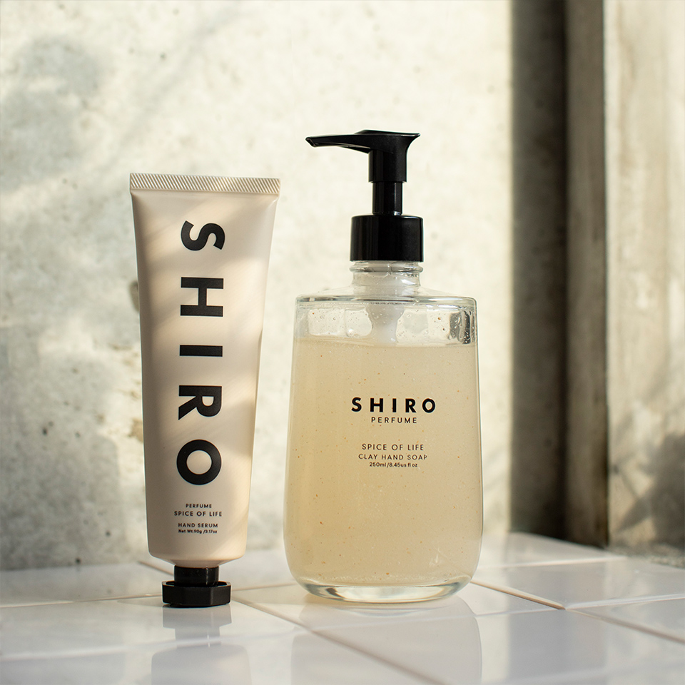 パフューム ハンドケアキット（クレイハンドソープ＆ハンド美容液）