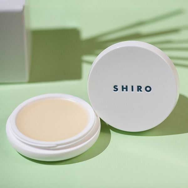 ＜ビューティーコラム vol.07＞練り香水とは？付ける量や場所・使い方、メリットや選び方を徹底解説