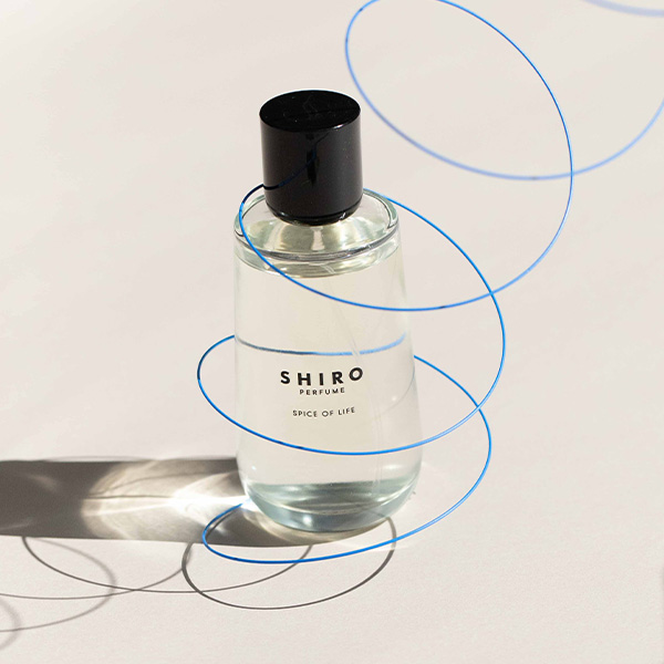 ＜ビューティーコラム vol.20＞香水は何プッシュが適切？付ける場所や付けすぎた場合の対処法もご紹介