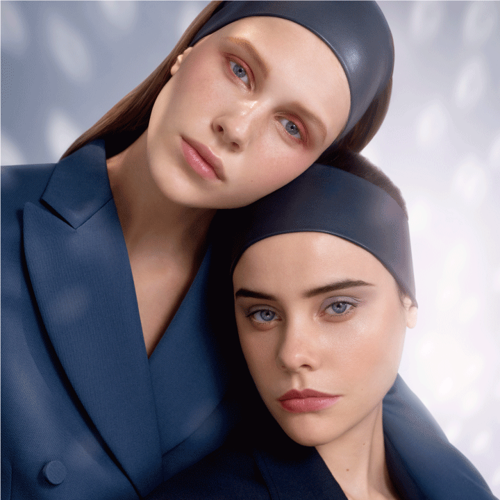 HOLIDAY COLLECTION 2019