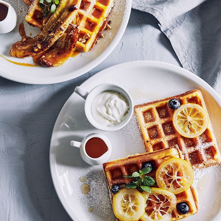 砂川本店に新メニューのワッフルが登場