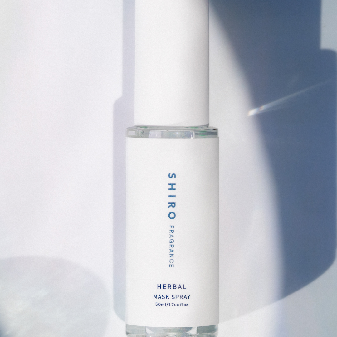 肌へのやさしさを考えた『ハーバルマスクスプレー』