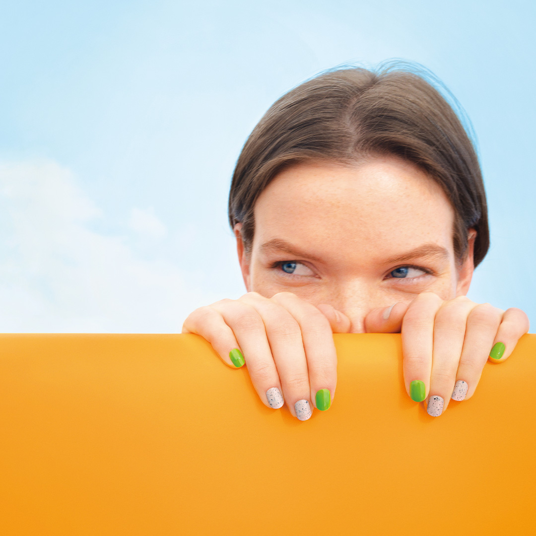 SHIROから新しい季節の訪れを告げる全9色の亜麻ネイルが登場春の陽気に誘われるまま、自由なアレンジで指先を彩って