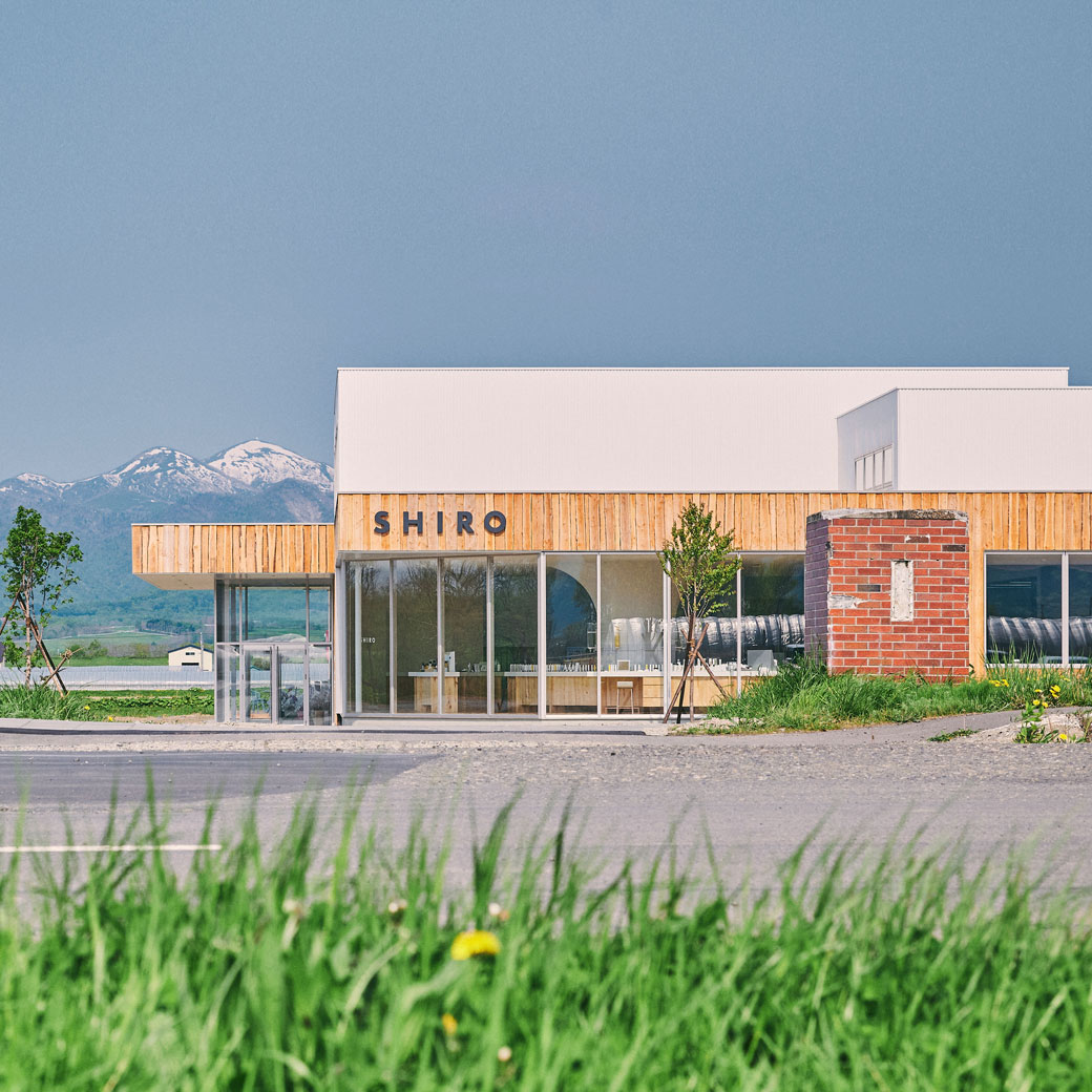 廃棄化粧品ゼロを目指す学生団体「RCAP」とともにSHIRO 砂川本店にて第7回「もったいない!!販売会」を実施