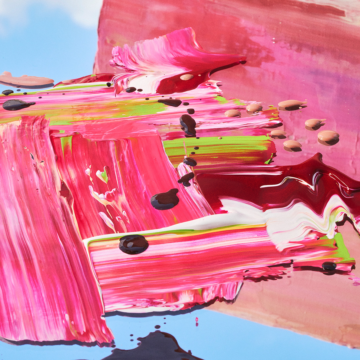 芳醇なフルーツの香りをまとって、少し大人な自分に人気フレグランス「ブラックチェリー」が数量限定で復刻