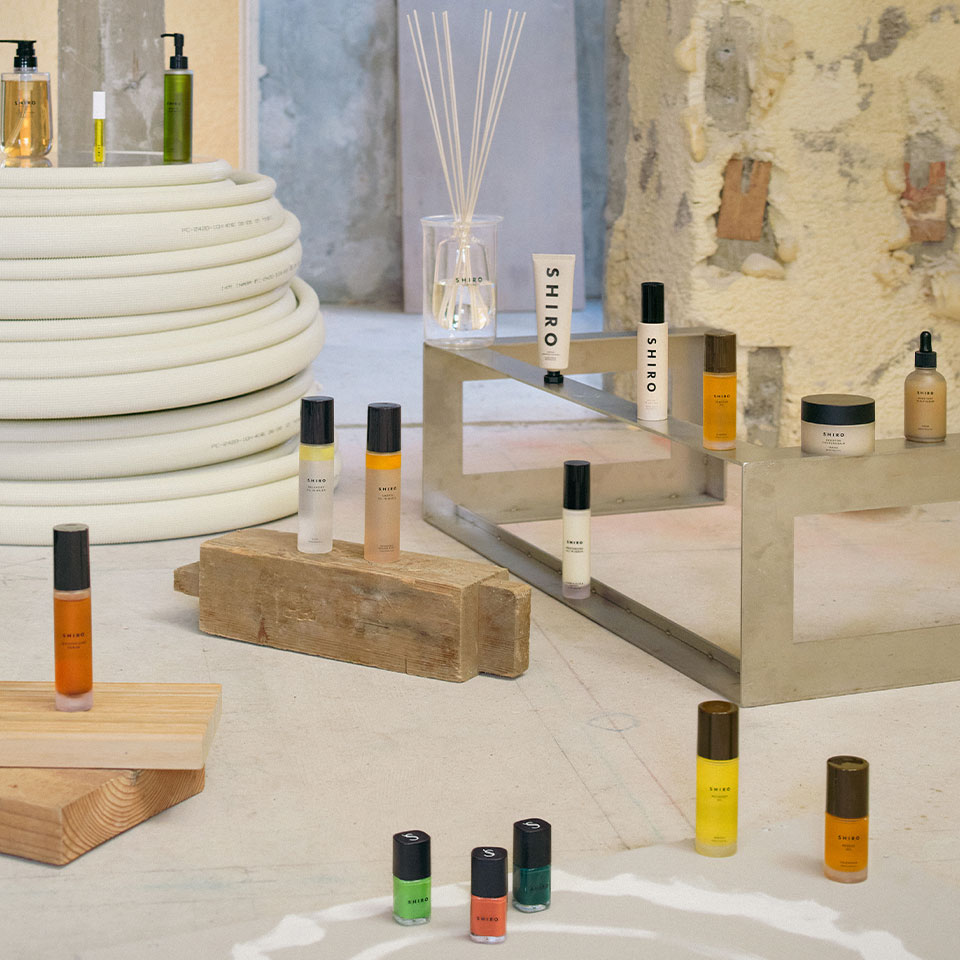 SHIRO オンラインストア及び公式アプリ<br>リニューアルのお知らせ