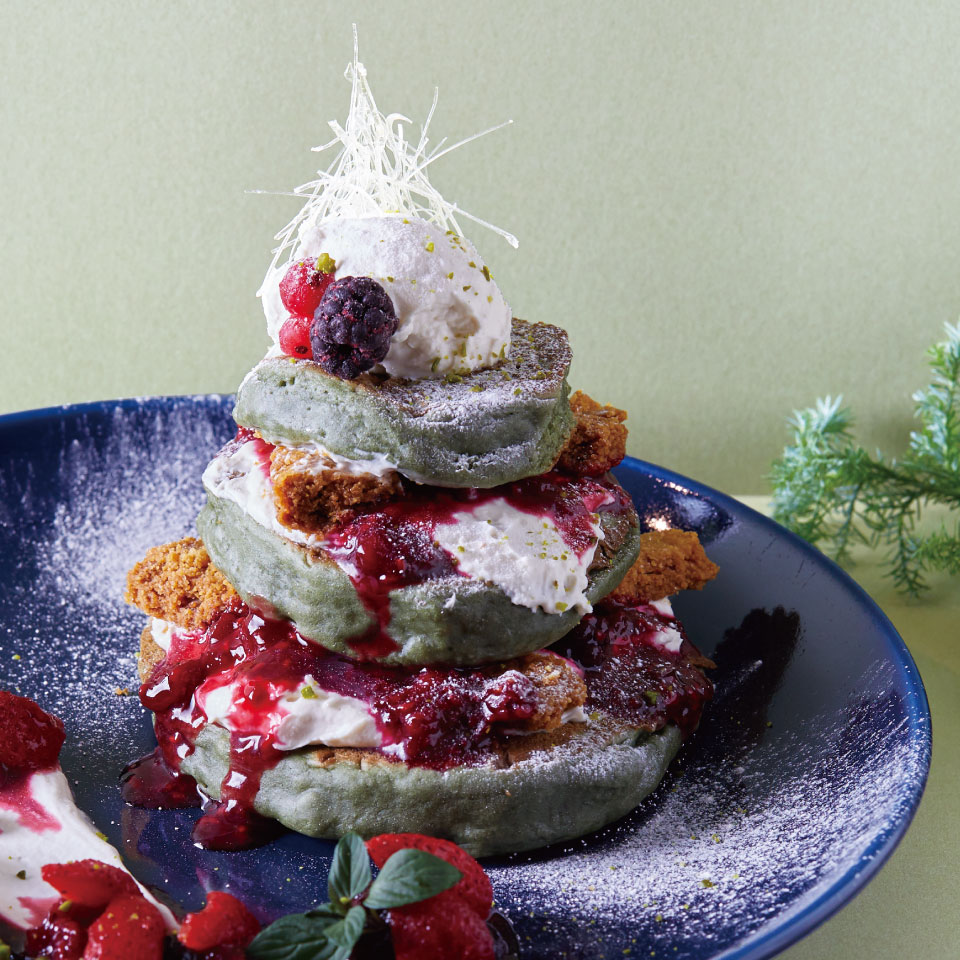 【SHIRO CAFE】ホリデー限定 ヴィーガンパンケーキ　ピスタチオ＆ベリー登場 [自由が丘店]