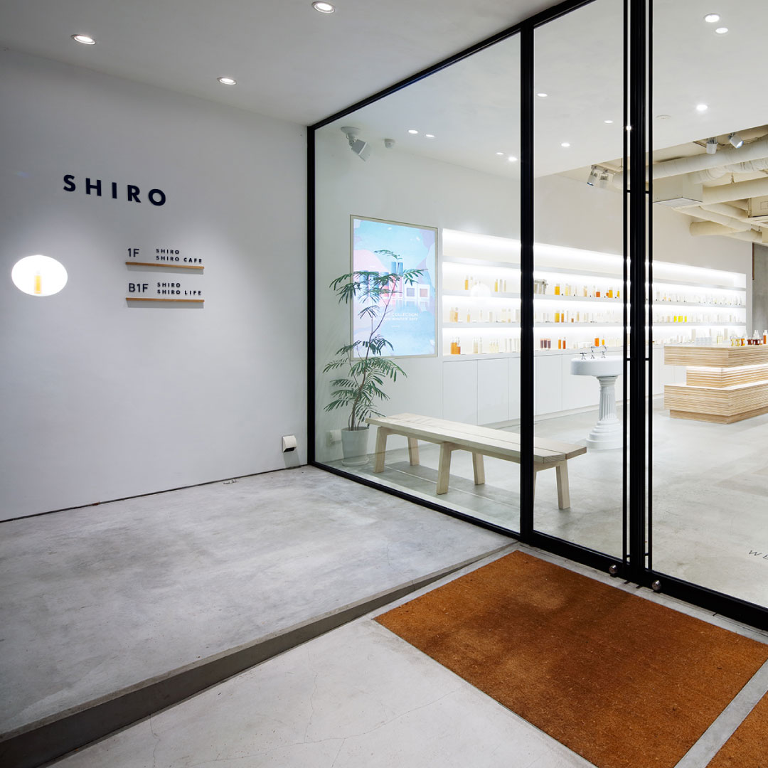 SHIRO自由が丘店にて、学生団体アールキャップと共にSDGsをテーマとした製品販売会を実施