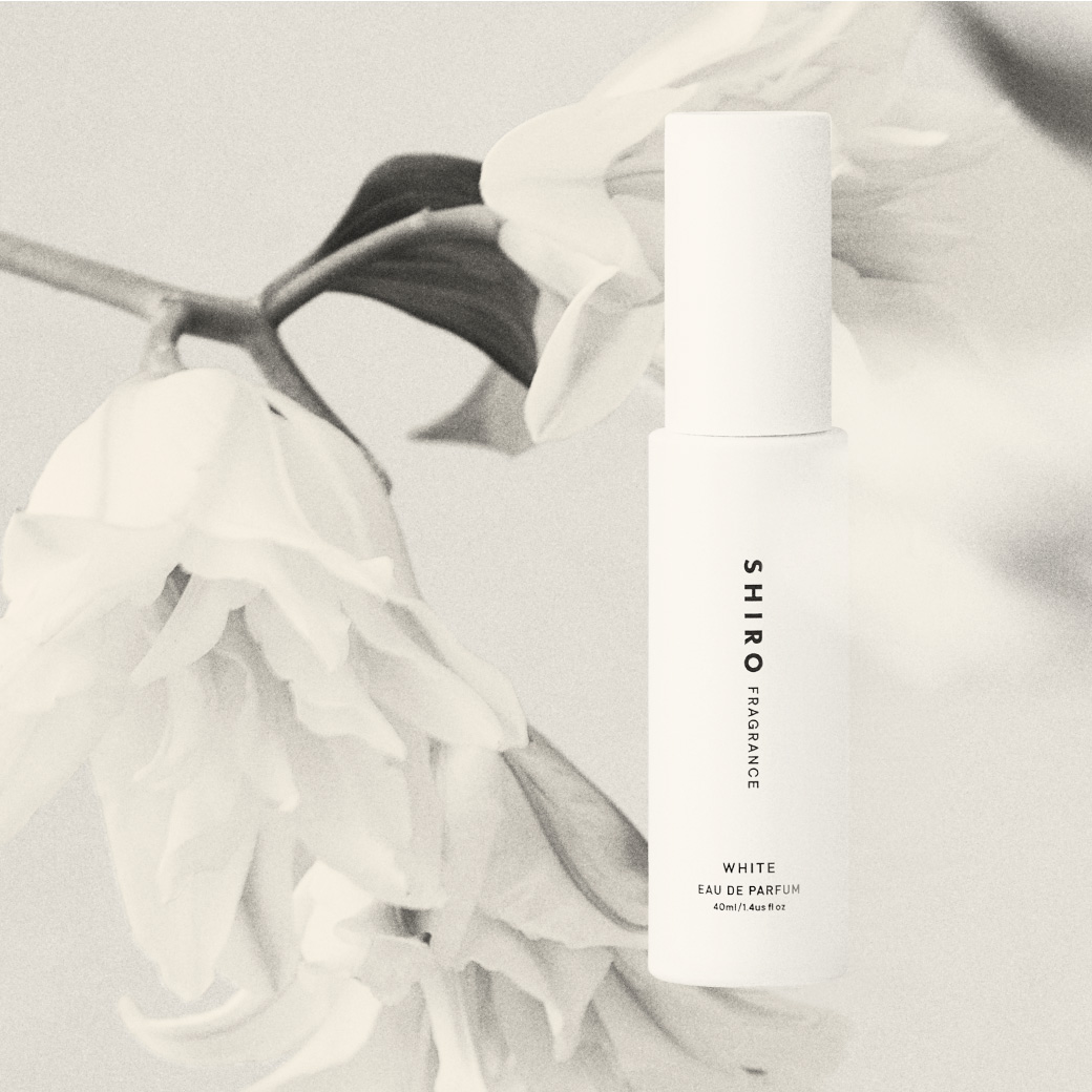 凛と咲く白い花のような、透明感あふれる香りが人気の「ホワイト」が数量限定で登場