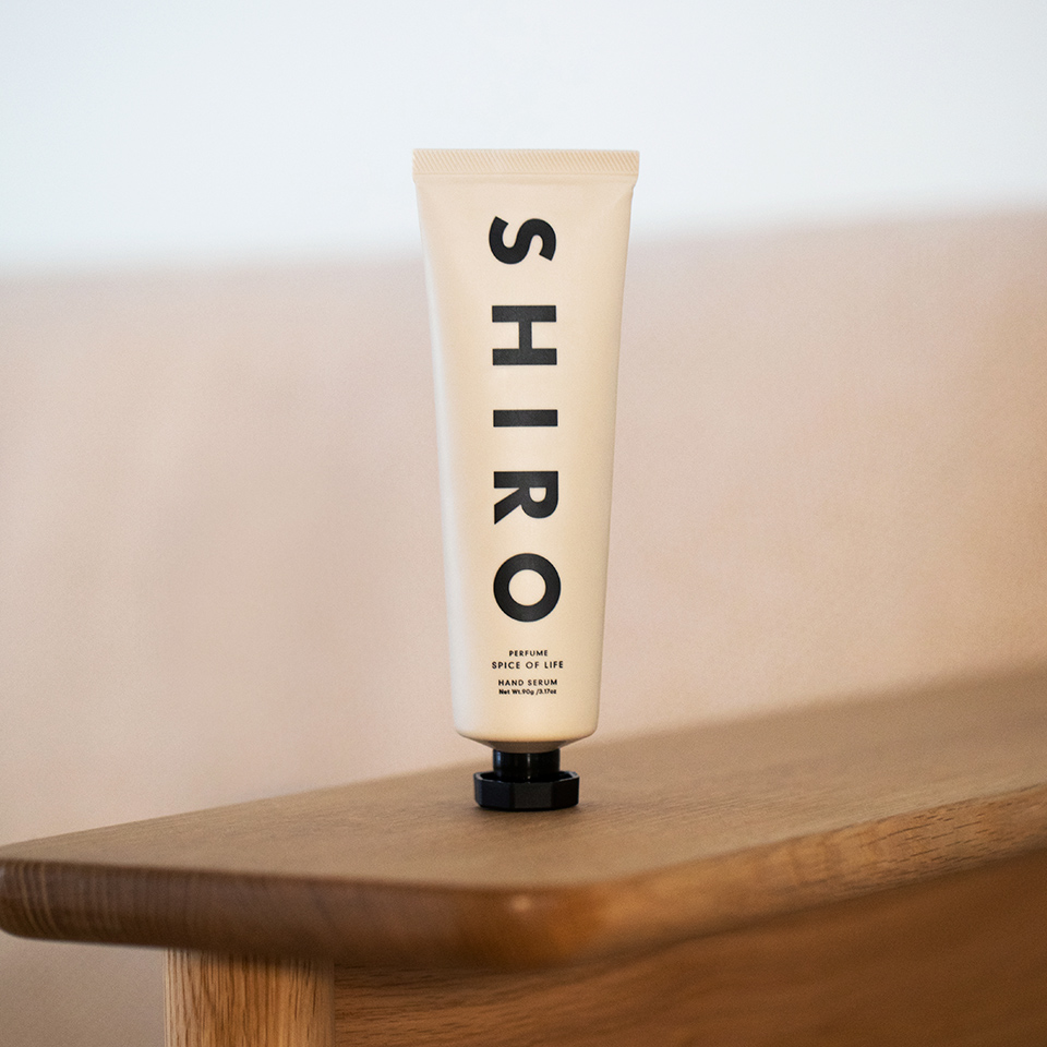 パフューム ハンド美容液